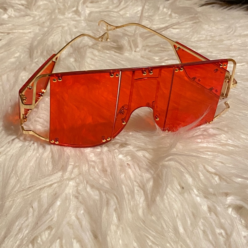 Masks - Picture 3 of 4